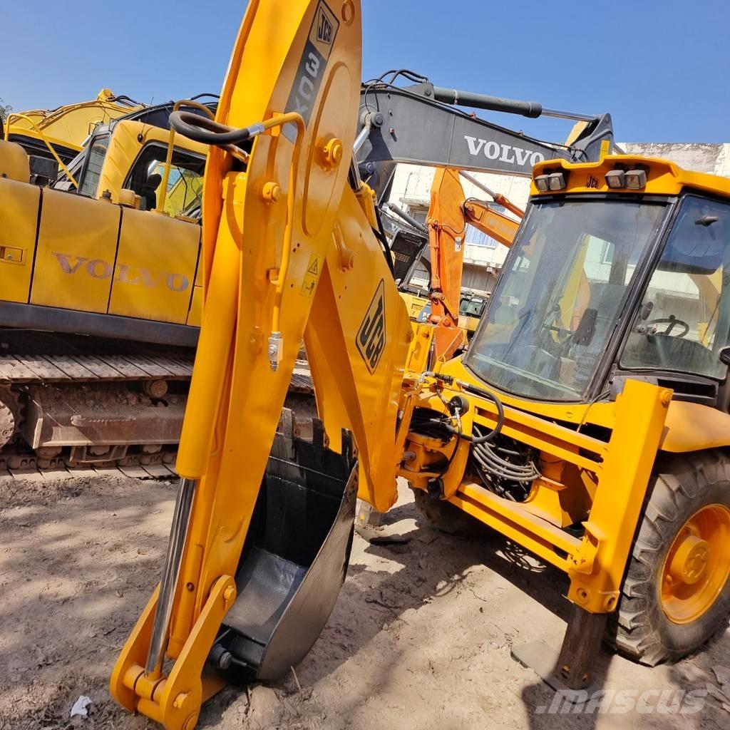 JCB 3 CX Rýpadlo-nakladače