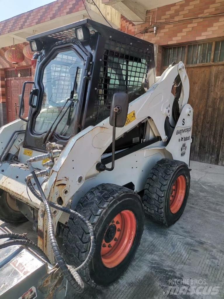 Bobcat S 18 Smykem řízené nakladače