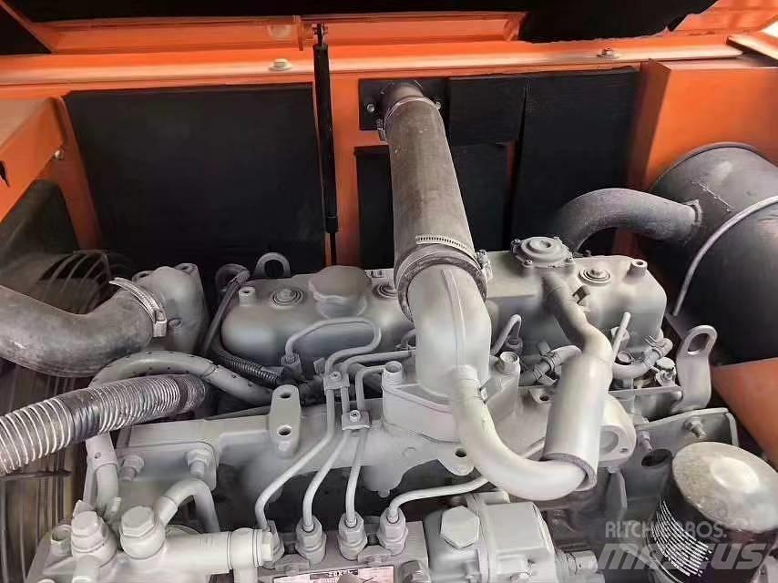 Hitachi Zaxis 70 Mini rýpadla < 7t