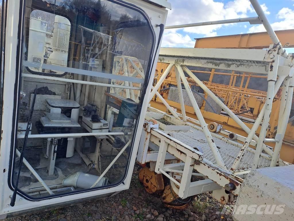 Liebherr 71 EC Stavební jeřáby