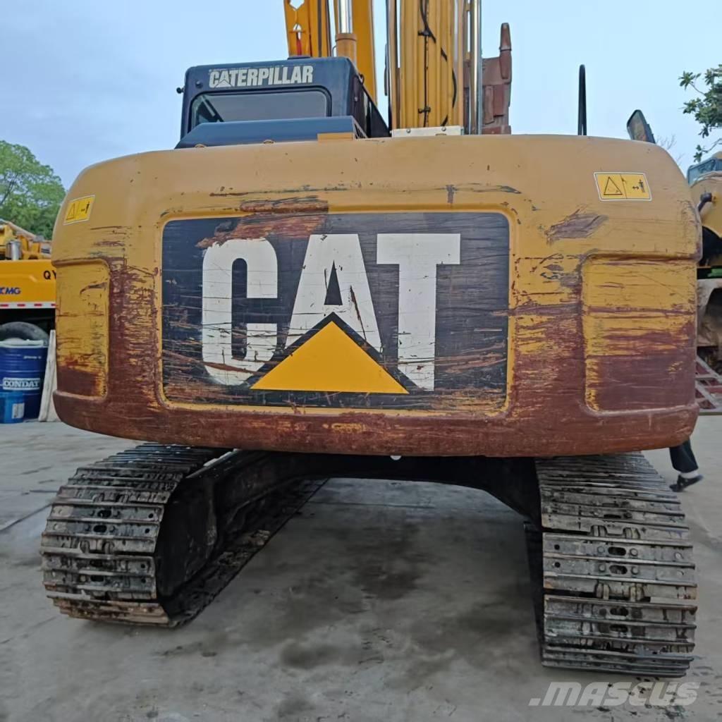CAT 313 D Pásová rýpadla