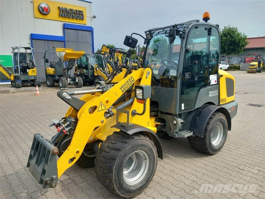 Wacker Neuson WL32 Kolové nakladače
