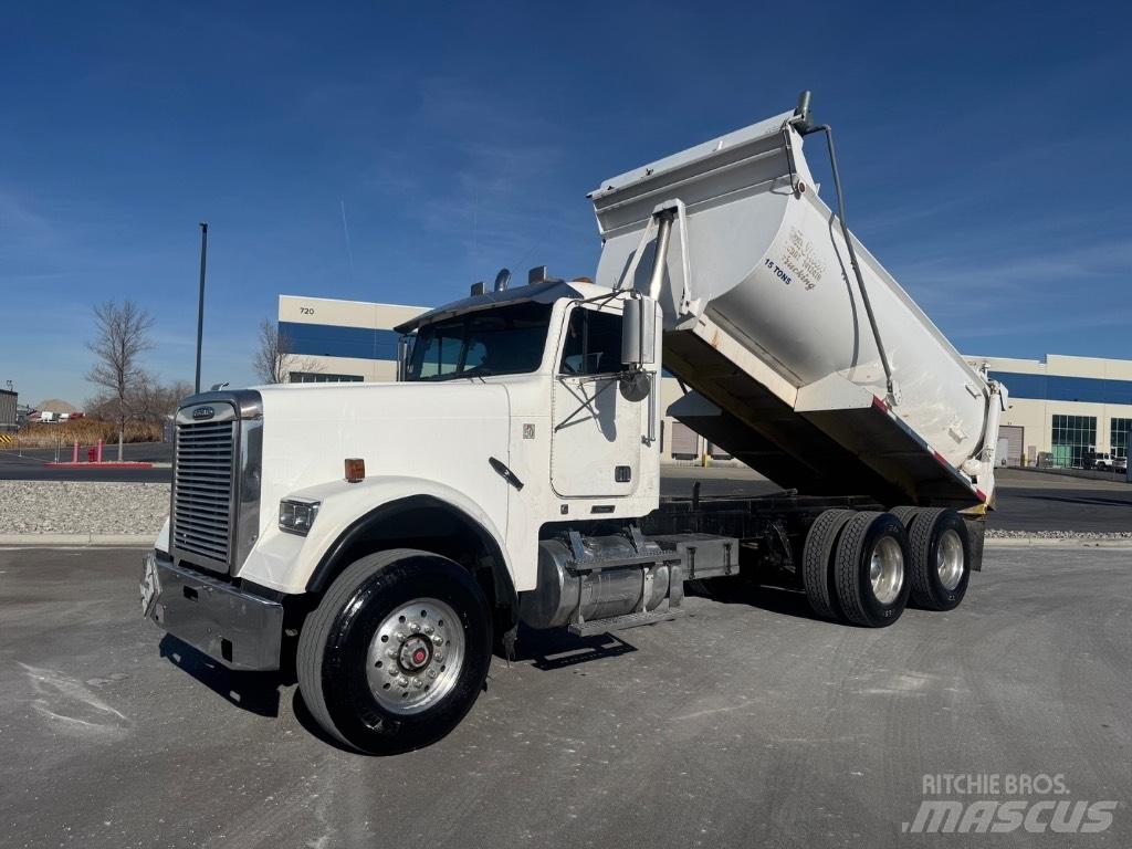 Freightliner FL 120 Sklápěče