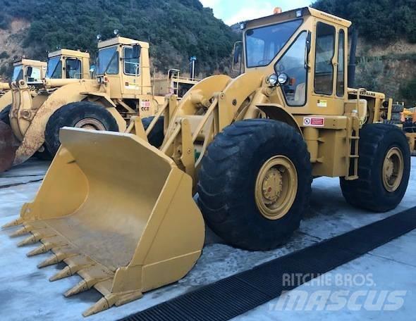 CAT 966 Kolové nakladače
