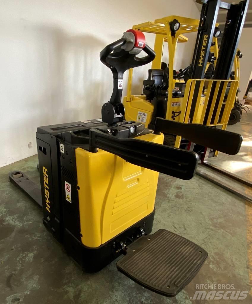 Hyster P2.0S FBW Ručně vedené vysokozdvižné vozíky