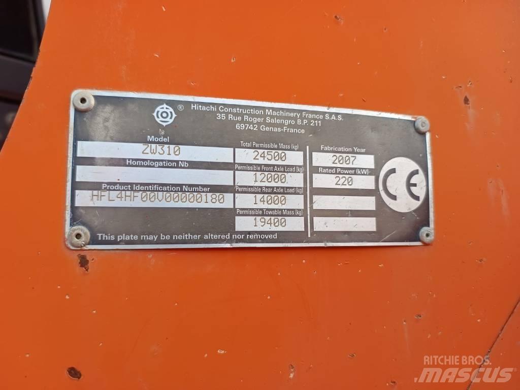 Hitachi ZW 310 Kolové nakladače