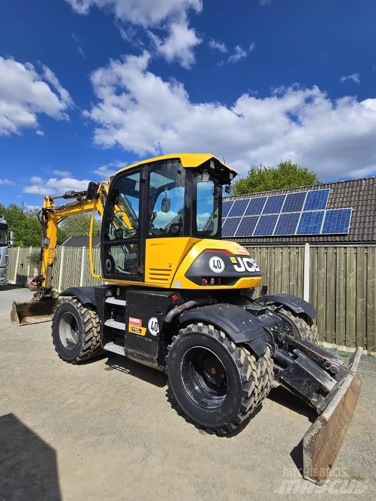 JCB 110 W Hydradig Kolová rýpadla