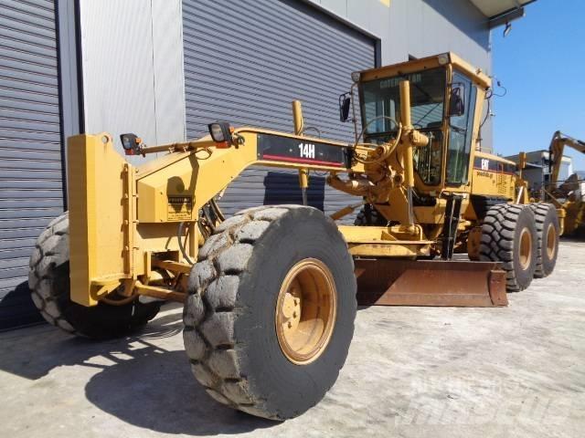 CAT 14 H II Grejdry