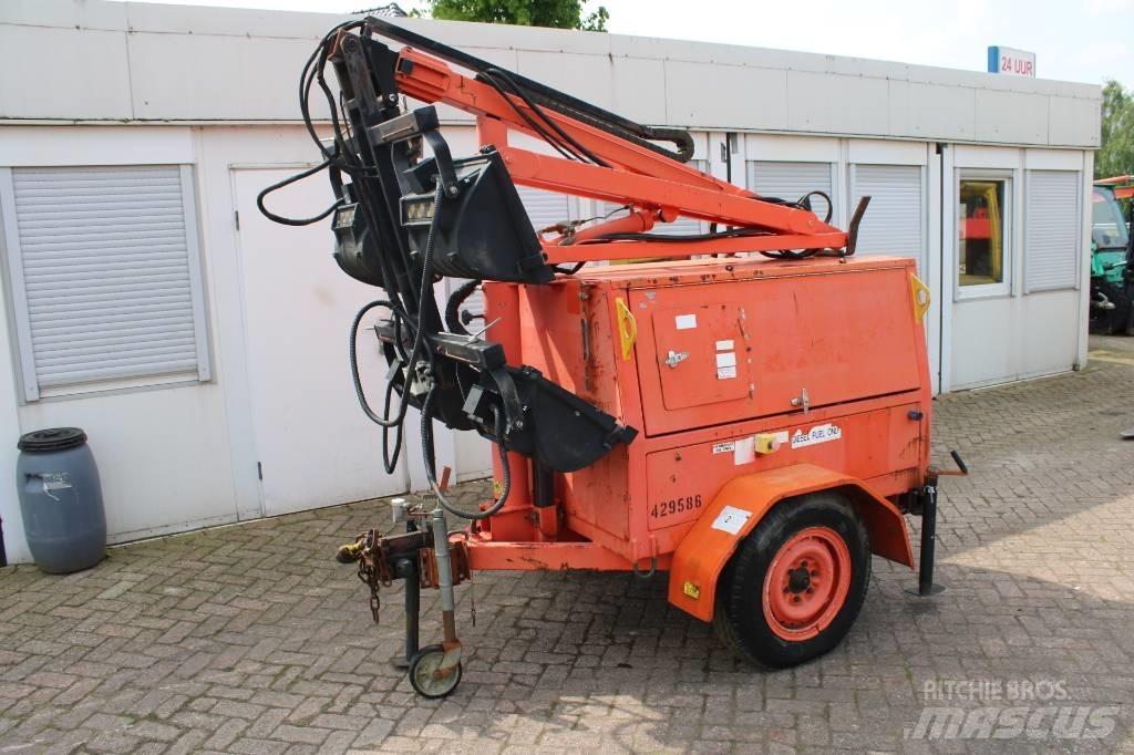 JLG 6308 AN Osvětlovací stožáry