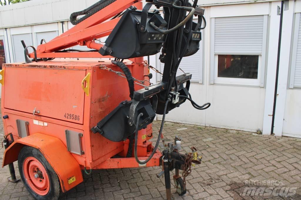 JLG 6308 AN Osvětlovací stožáry