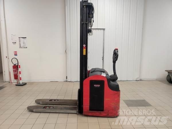 Manitou ES616 AC Samohybné vozíky