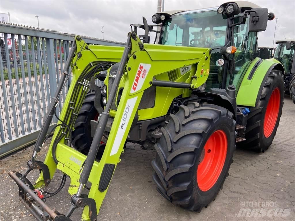 CLAAS Arion 440 Traktory