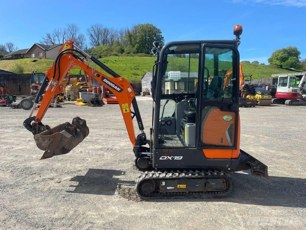 Doosan DX 19 Mini rýpadla < 7t