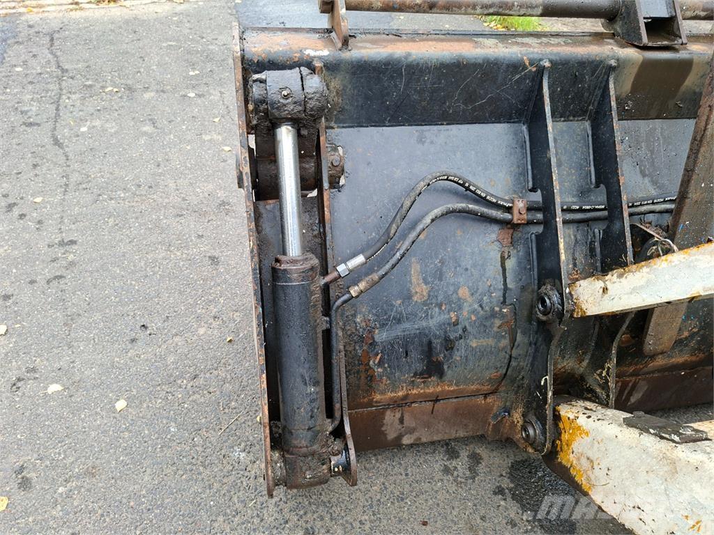 JCB 3CX SM 4X4 Stavebnictví - ostatní