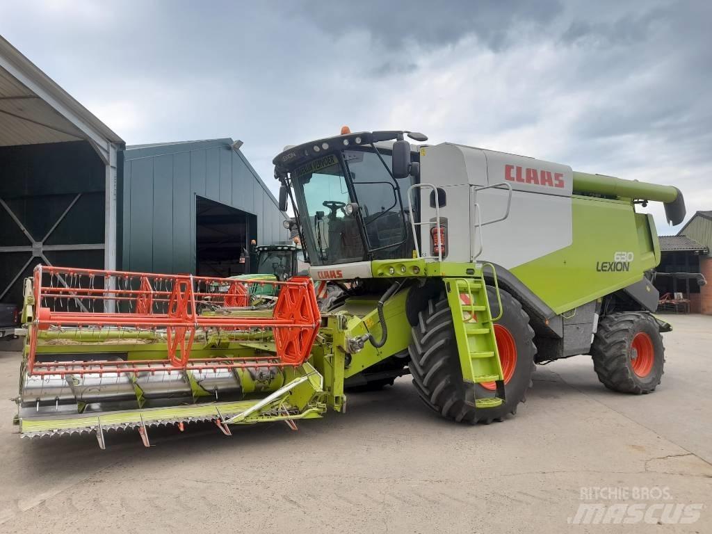 CLAAS Lexion 630 Sklízecí mlátičky