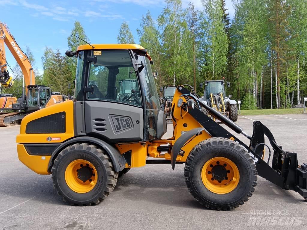 JCB 406 Kolové nakladače