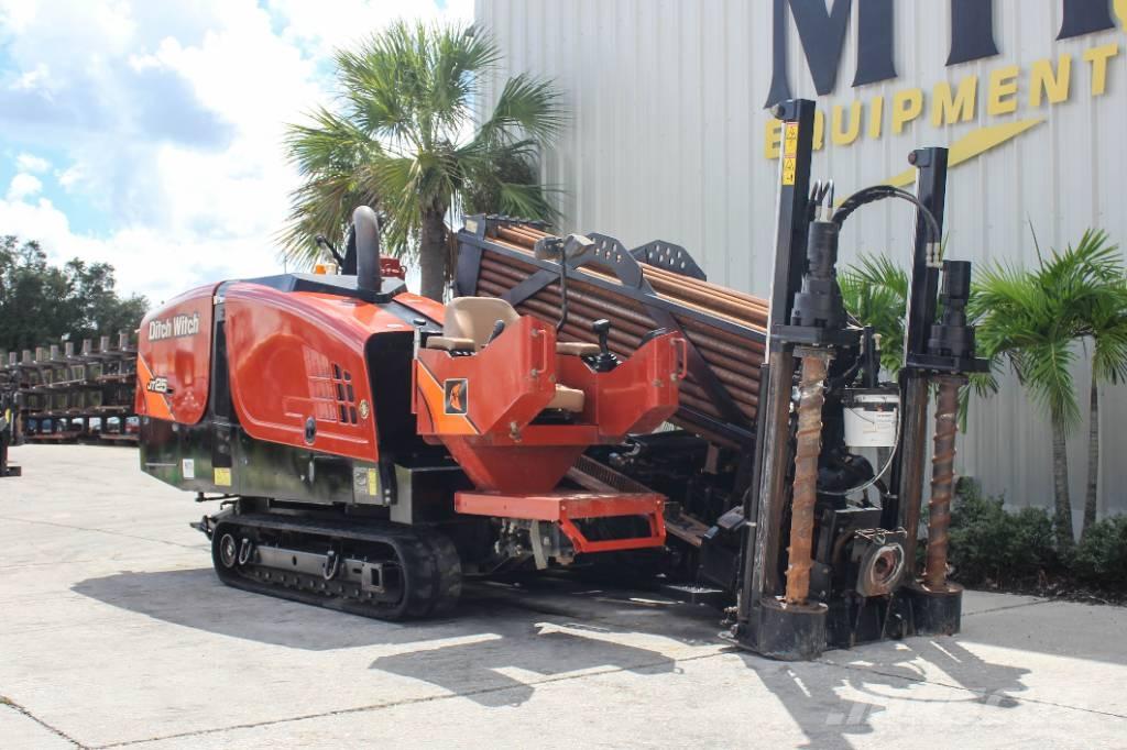 Ditch Witch JT25 Horizontální vrtací zařízení