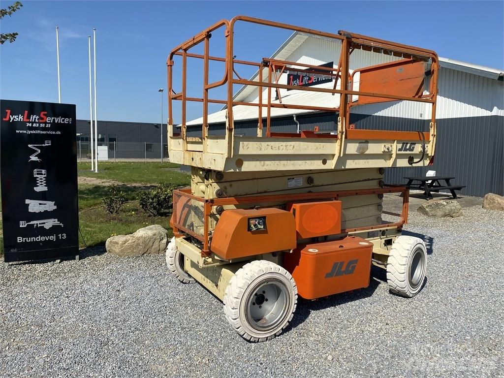 JLG 3969 E Nůžková zvedací plošina