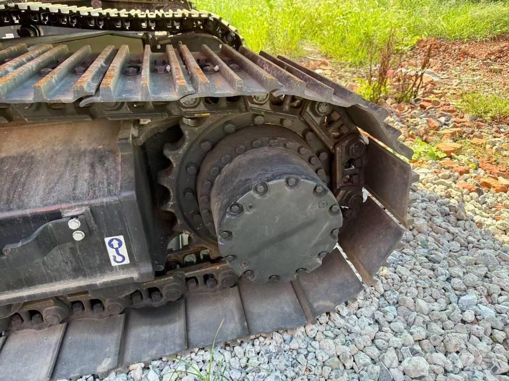 Hitachi ZX 210 Pásová rýpadla