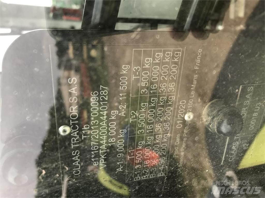 CLAAS Axion 920 Traktory