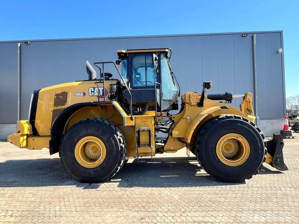 CAT 966-14 Kolové nakladače
