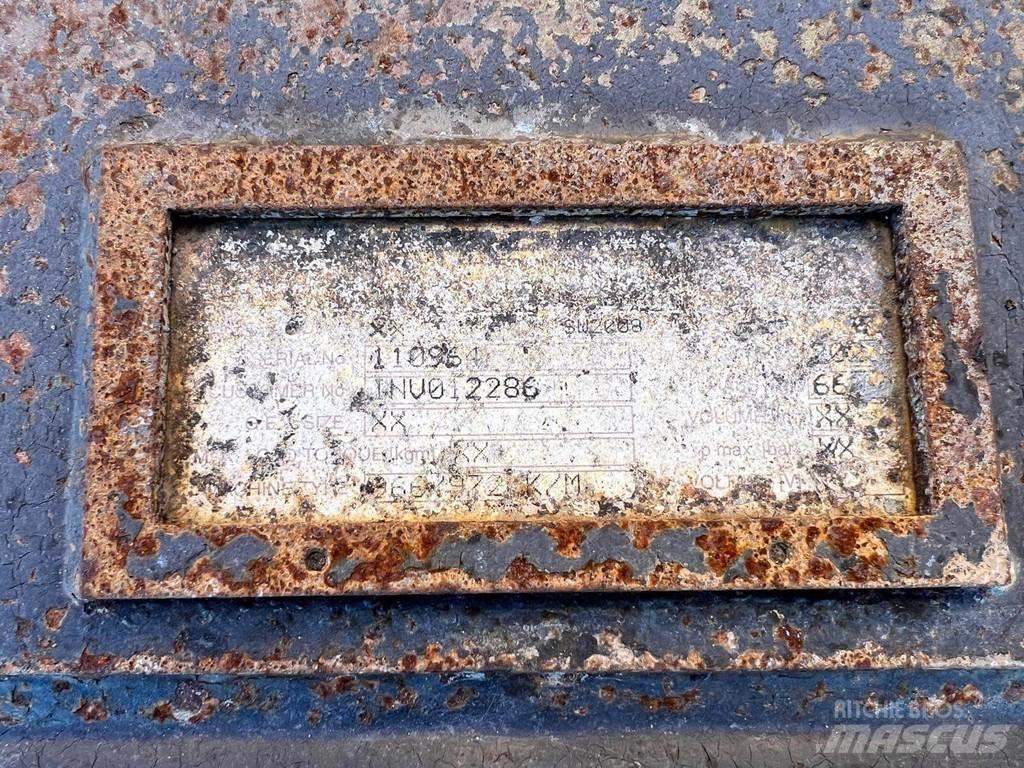 CAT 966-14 Kolové nakladače