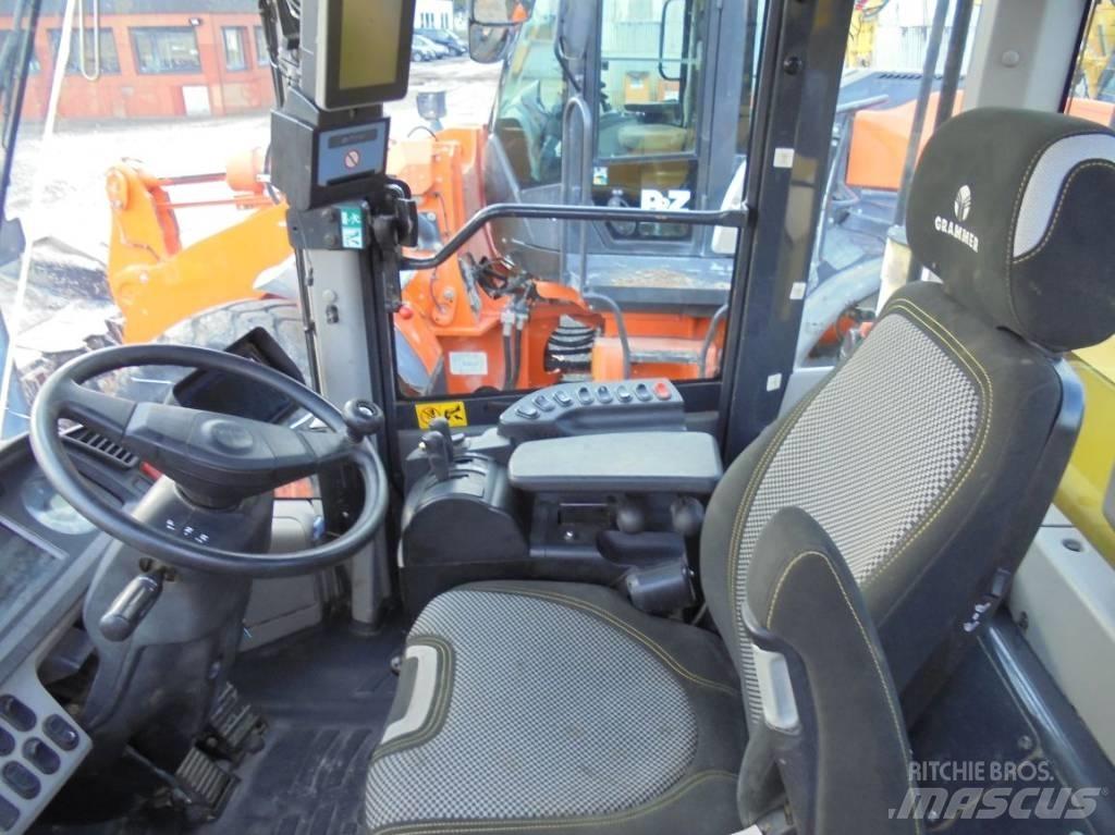 Komatsu WA 470-8 Kolové nakladače