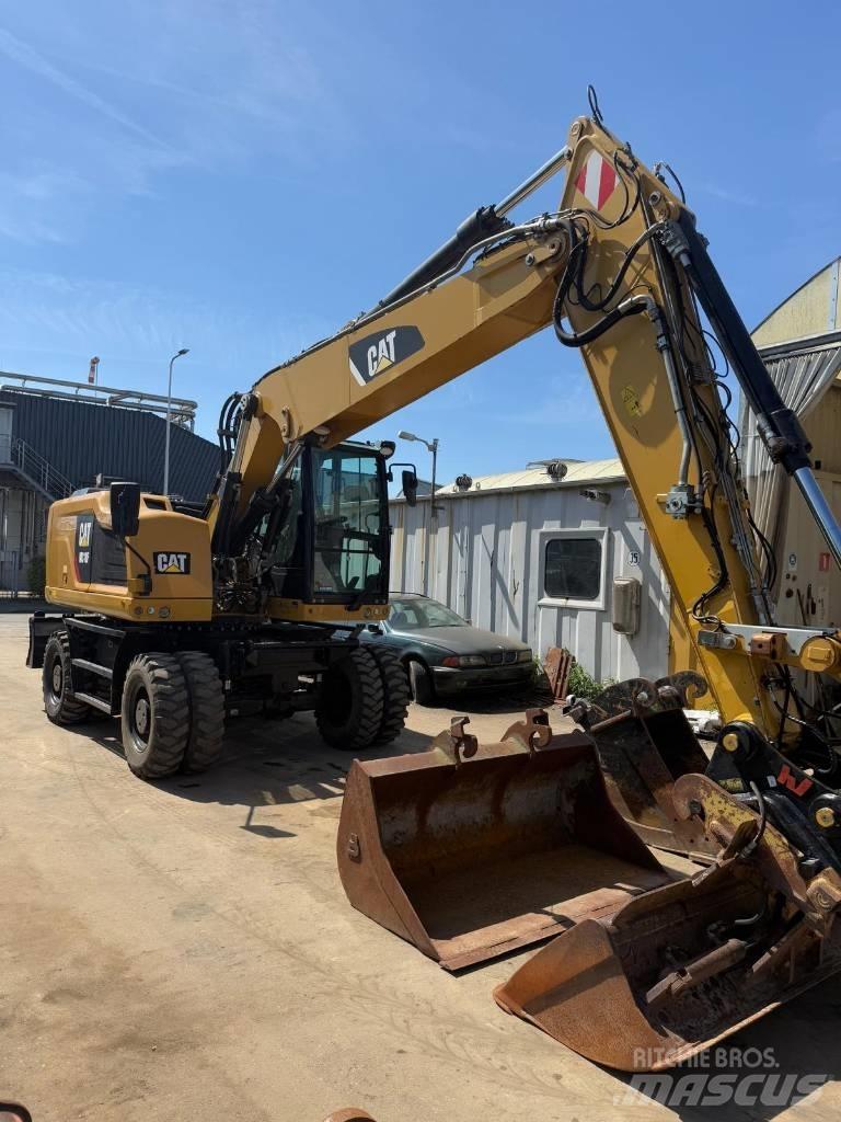 CAT M 318 F Kolová rýpadla