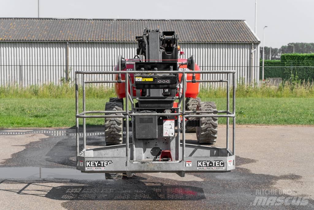 Manitou 200 ATJ e Kloubové plošiny