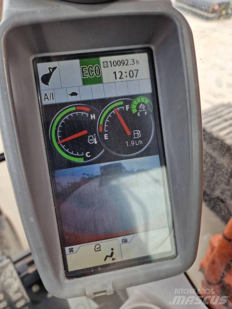 Hitachi ZX 350 LC-6 Pásová rýpadla