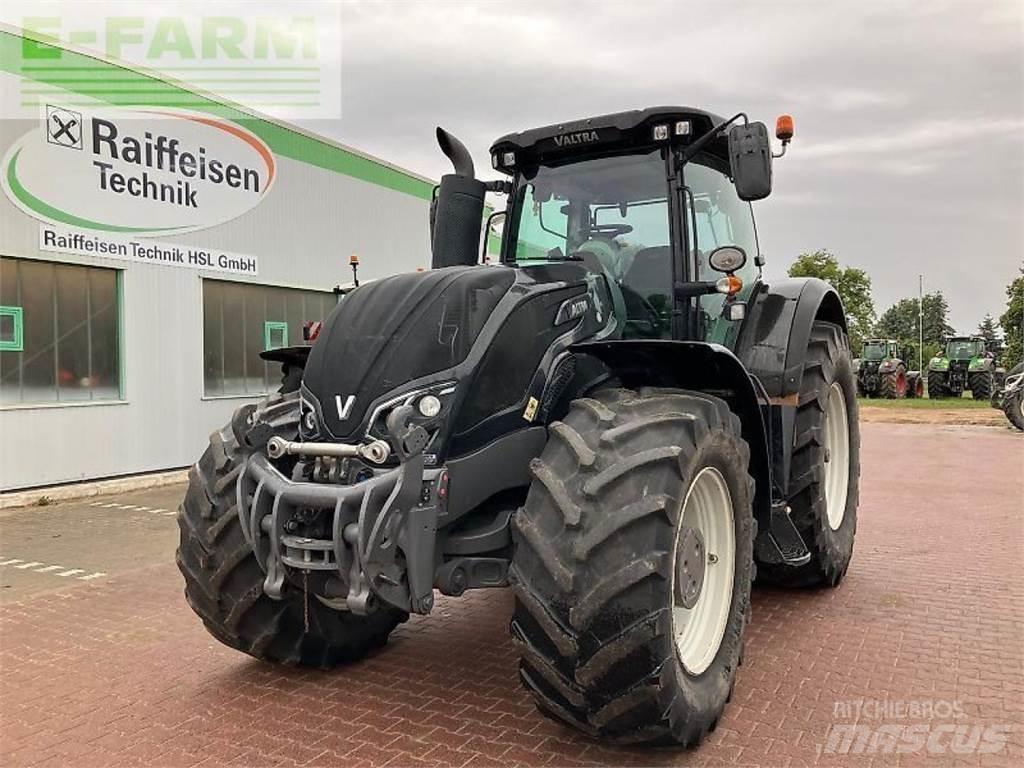 Valtra s 394 Traktory