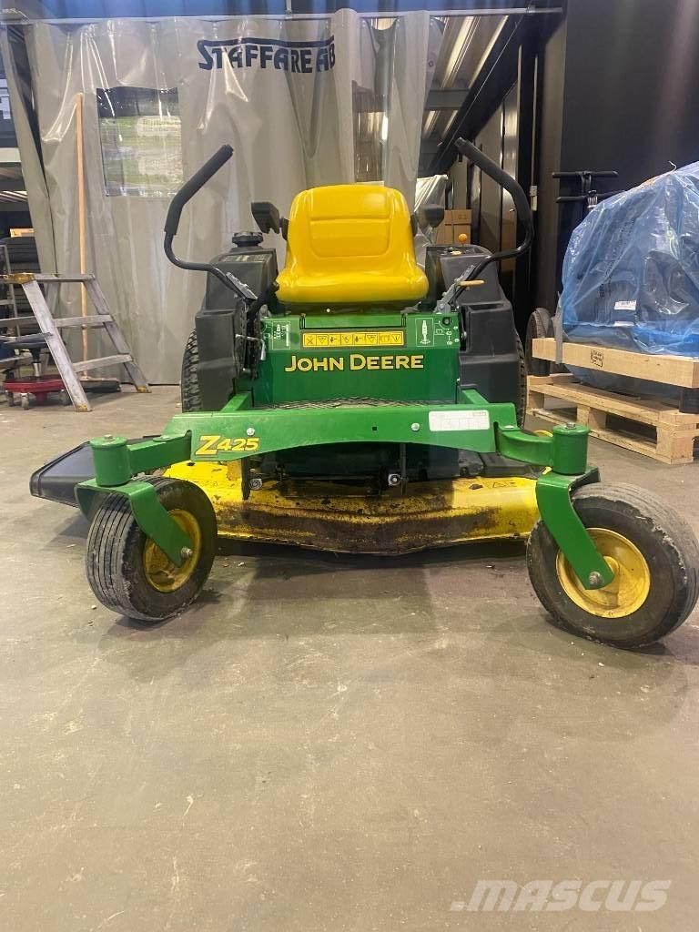 John Deere Z 425 Samojízdné sekačky