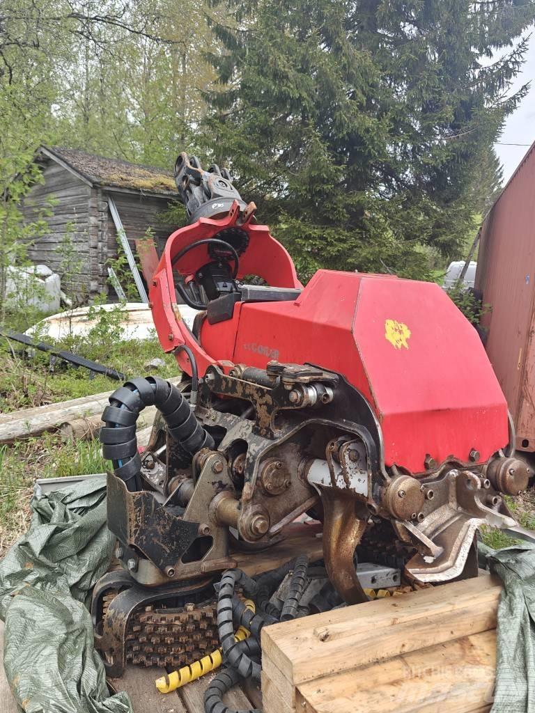 Komatsu C 93 Těžební hlavy