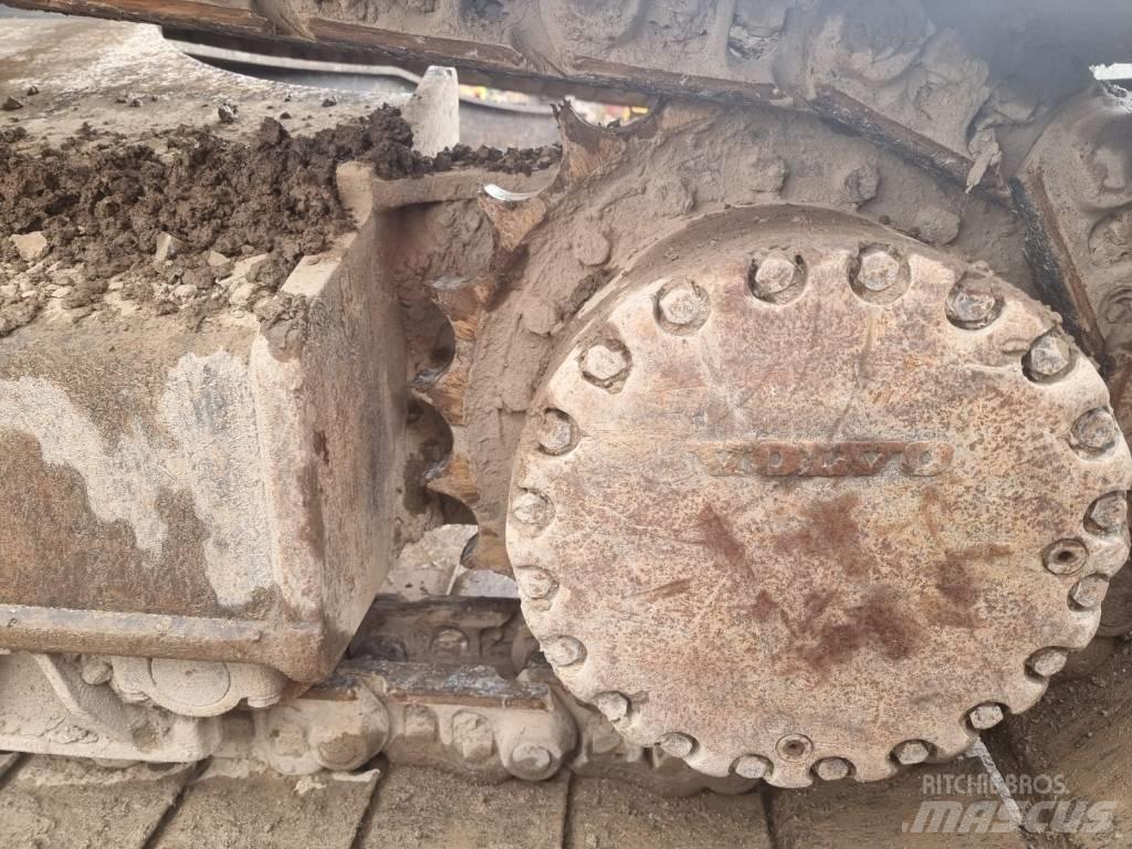 Volvo EC 250 D L Pásová rýpadla