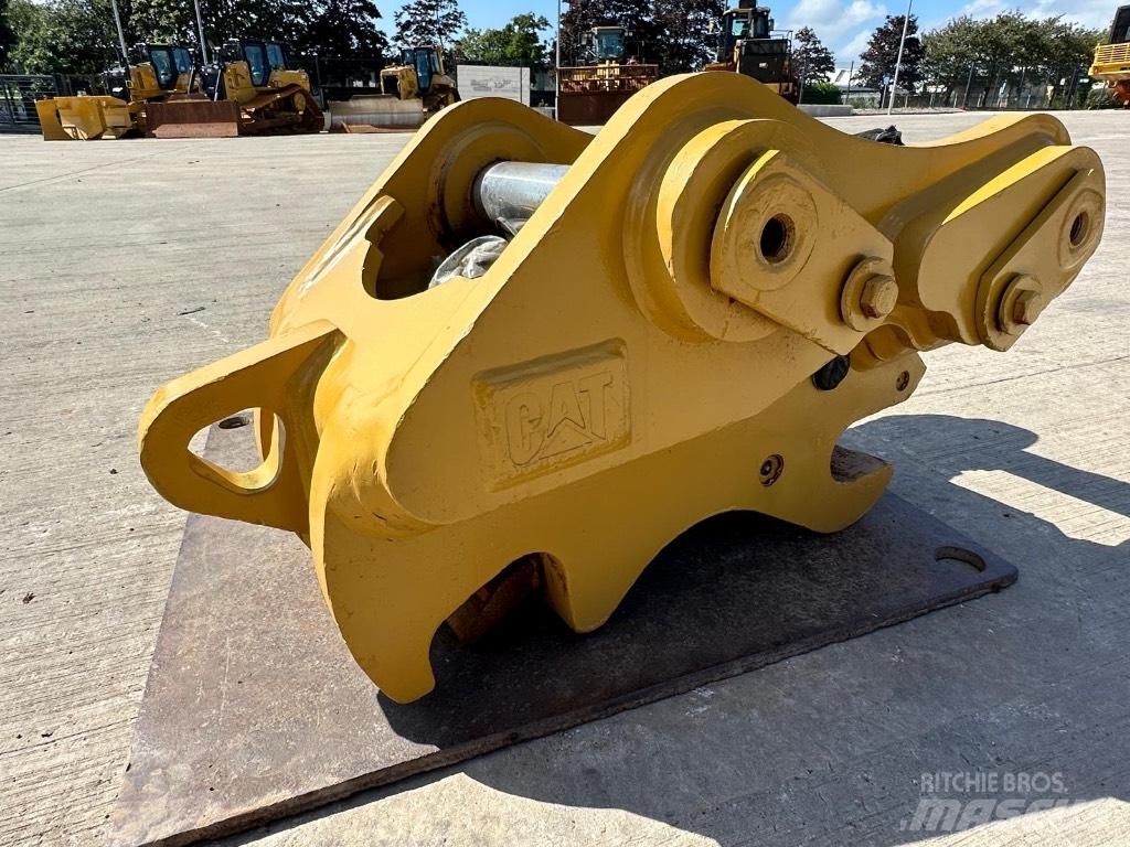 CAT 320 Rychlospojky