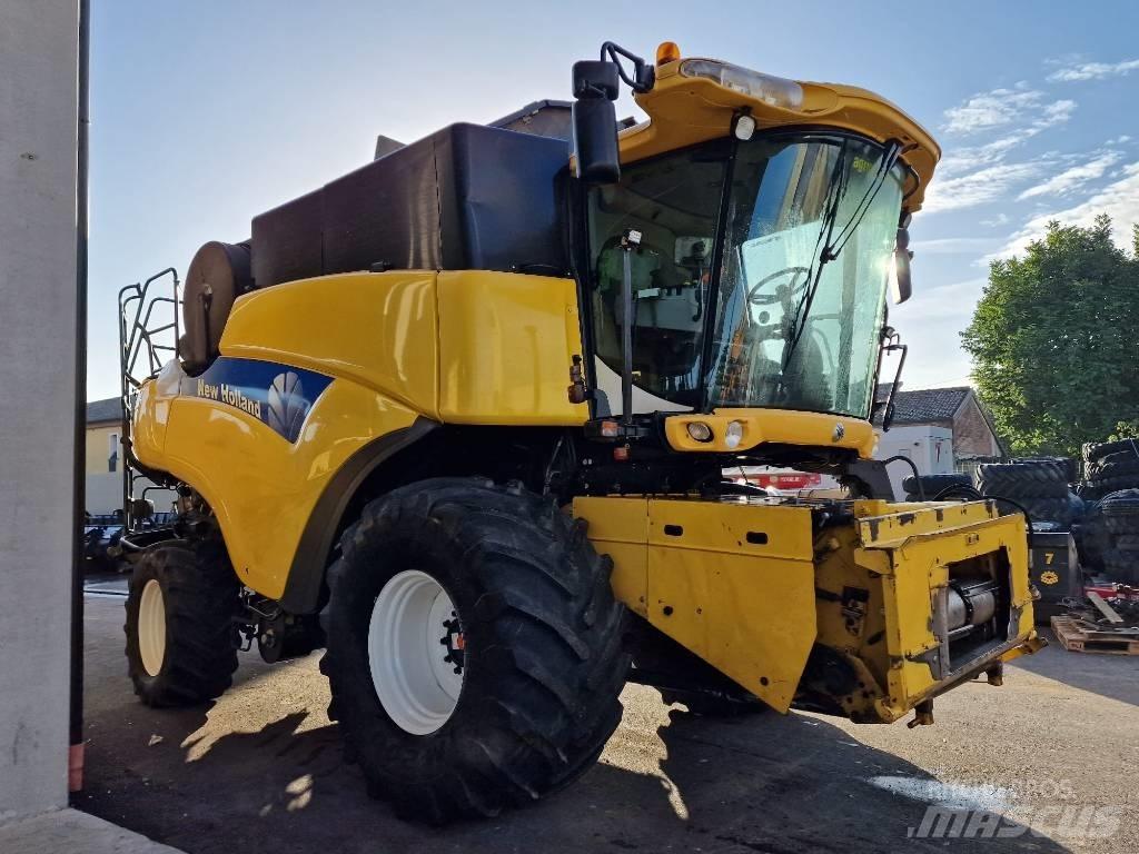 New Holland CR 9060 Sklízecí mlátičky