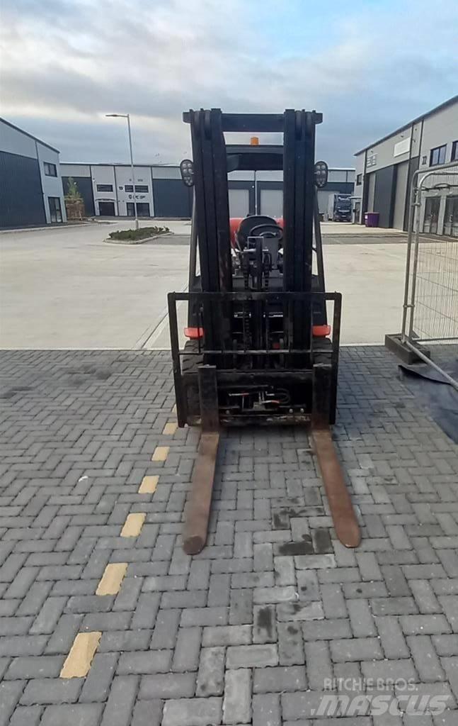 Manitou MI 25 G LPG vozíky