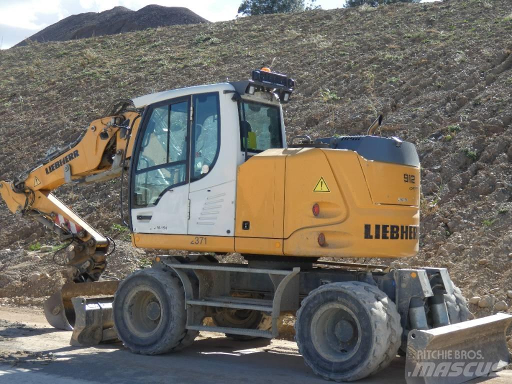 Liebherr A 912 Kolová rýpadla