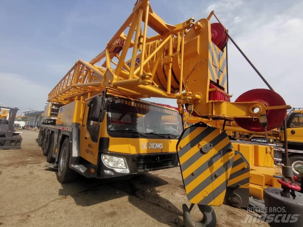 XCMG XCA160 Univerzální terénní jeřáby