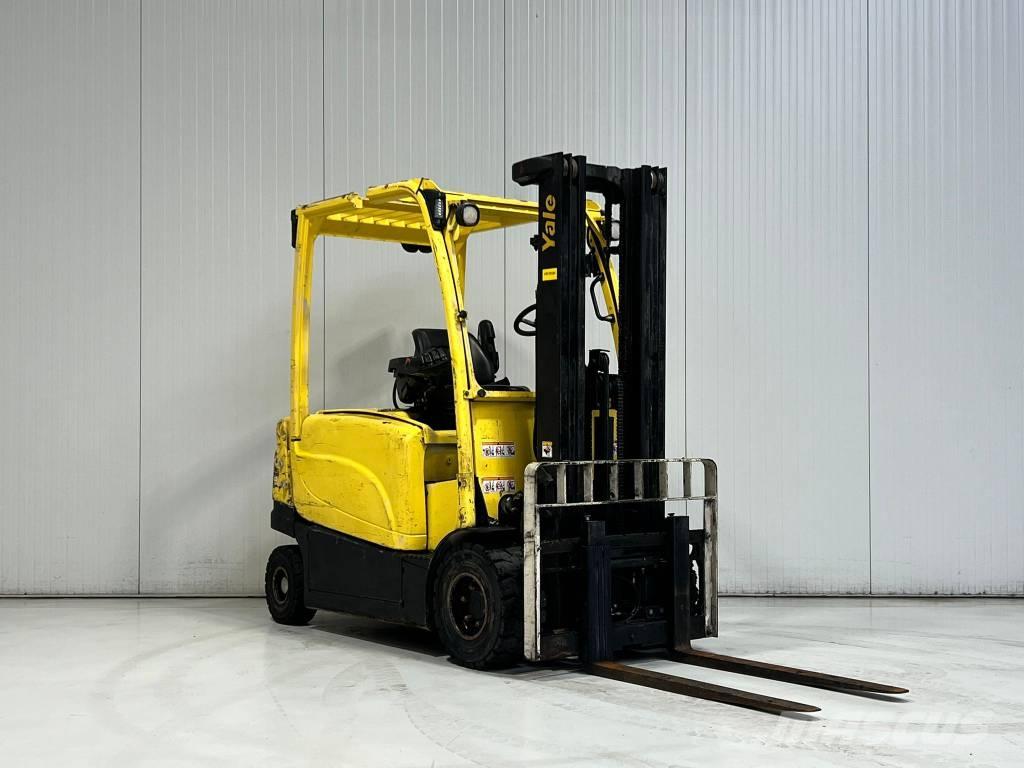 Hyster J3.0XN Akumulátorové vozíky