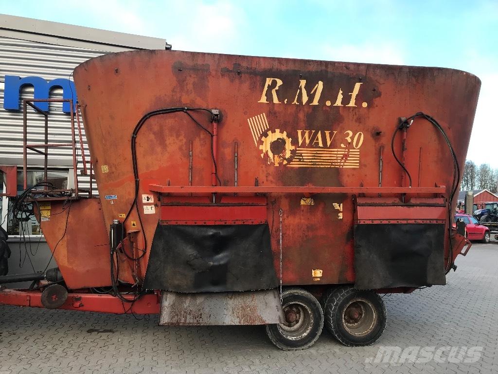  R.M.H WAV 30 Míchačky krmiva