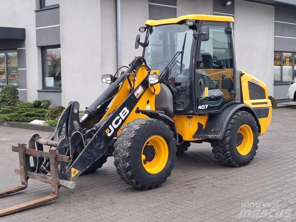 JCB 407 Kolové nakladače
