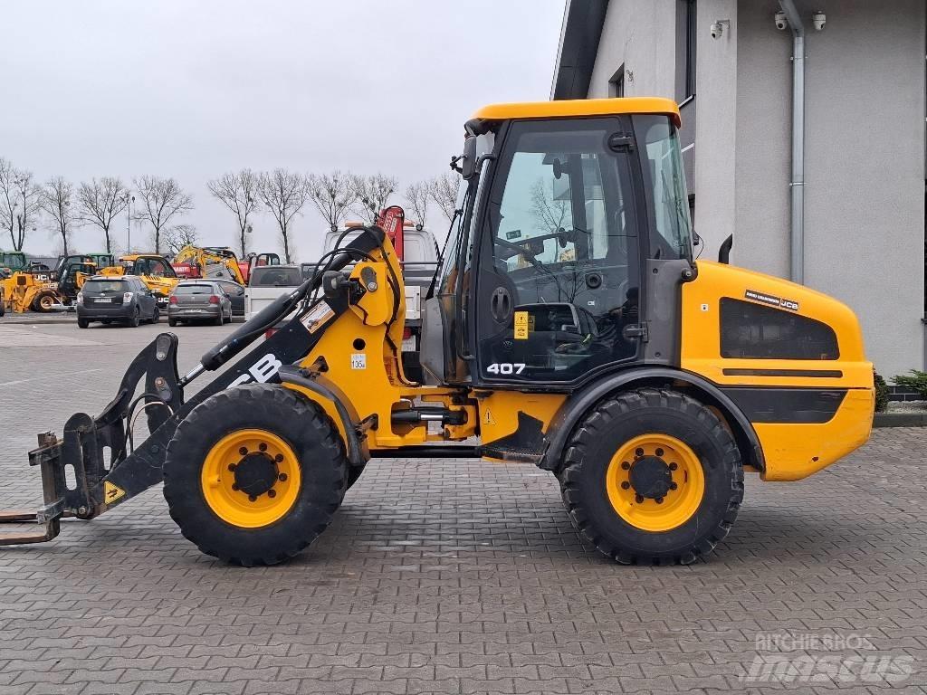 JCB 407 Kolové nakladače