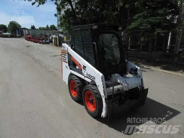 Bobcat 553 Smykem řízené nakladače