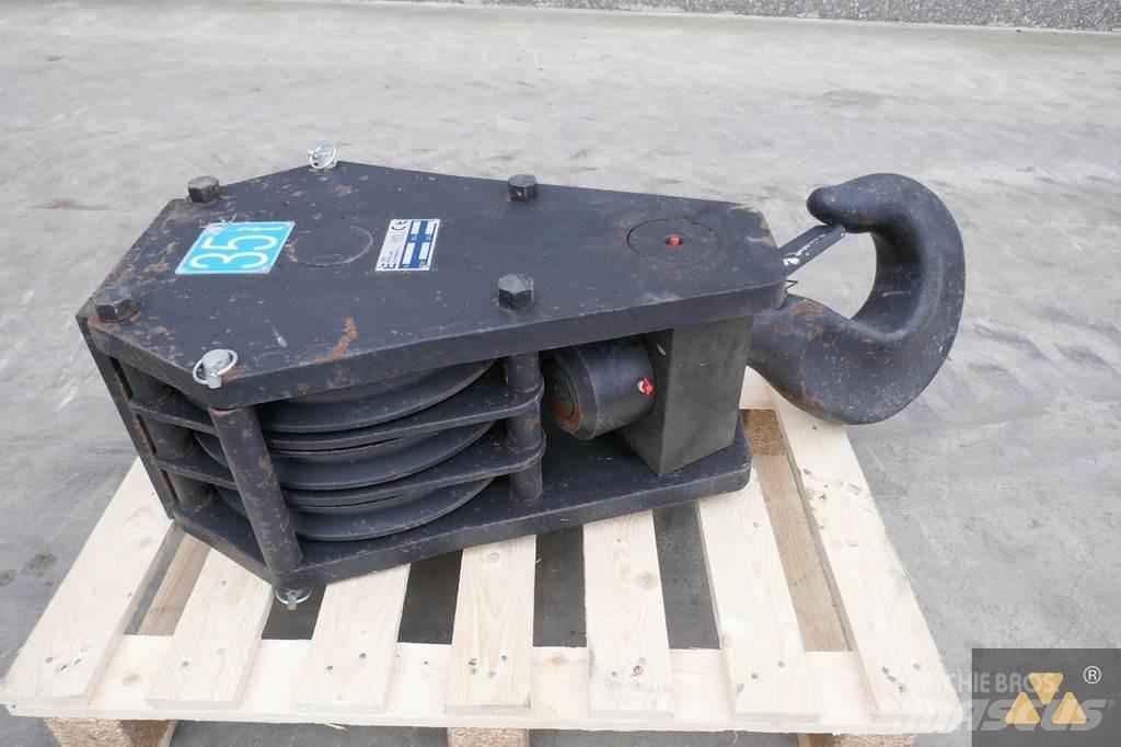  EPE Hookblock 35T Pokladače potrubí