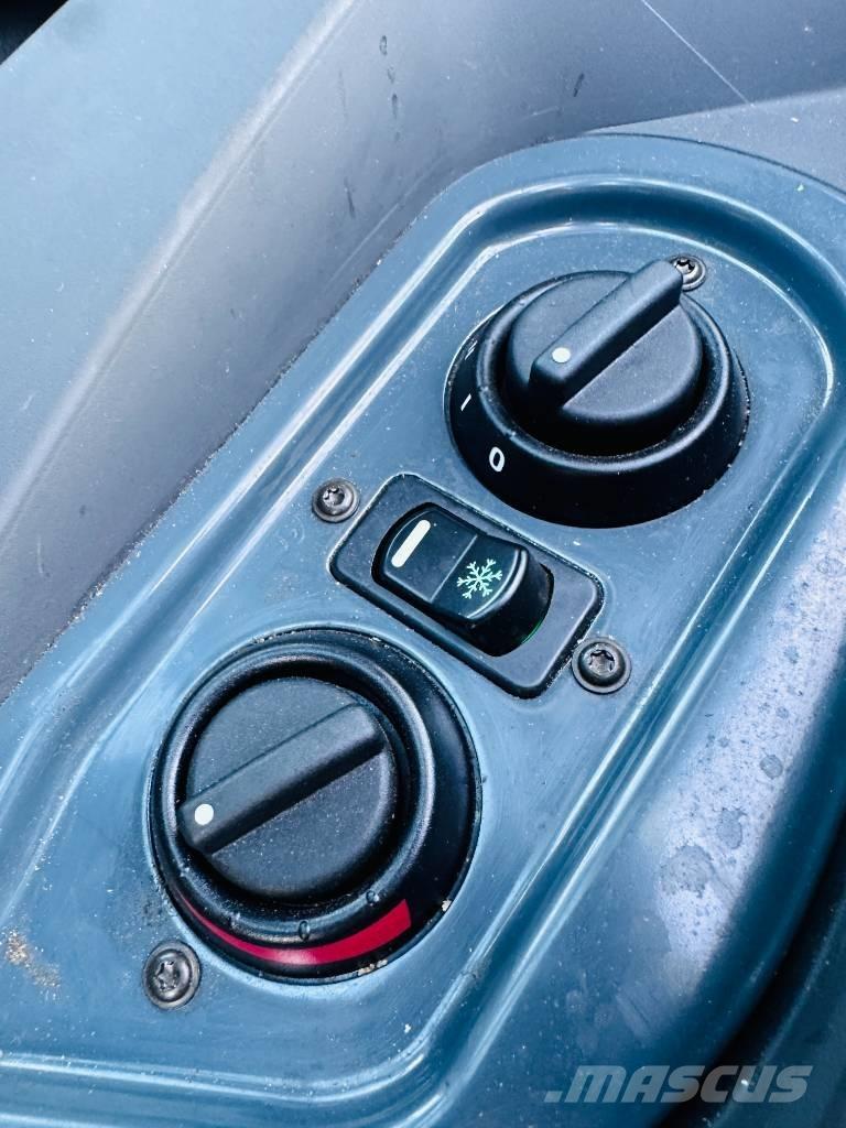 Avant 650 i Víceúčelové nakladače