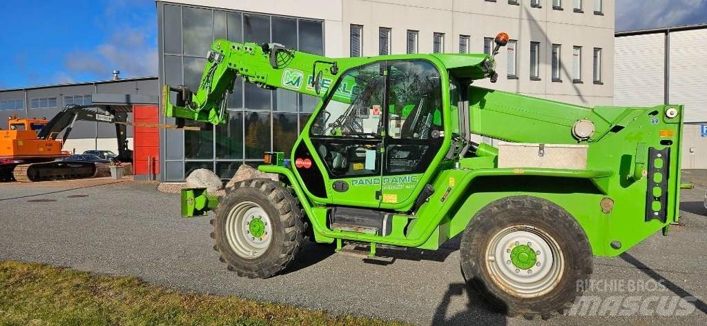 Merlo P40.17PLUS Teleskopické manipulátory