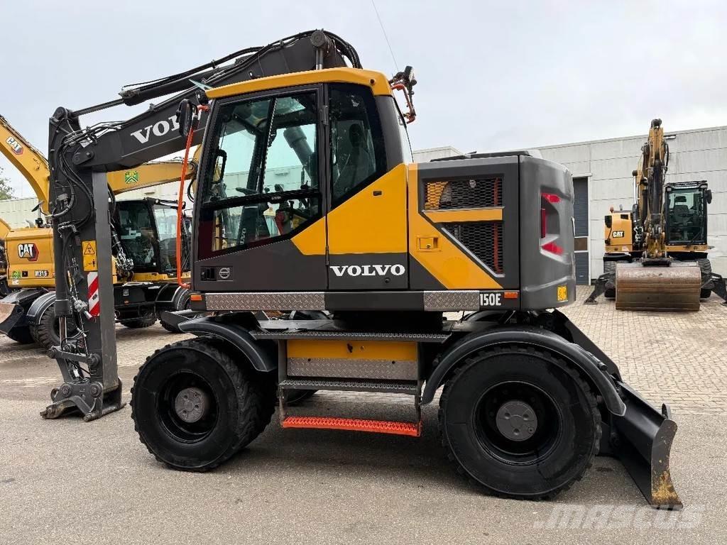 Volvo EW150 Kolová rýpadla