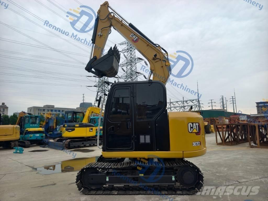 CAT 307E2 Mini rýpadla < 7t