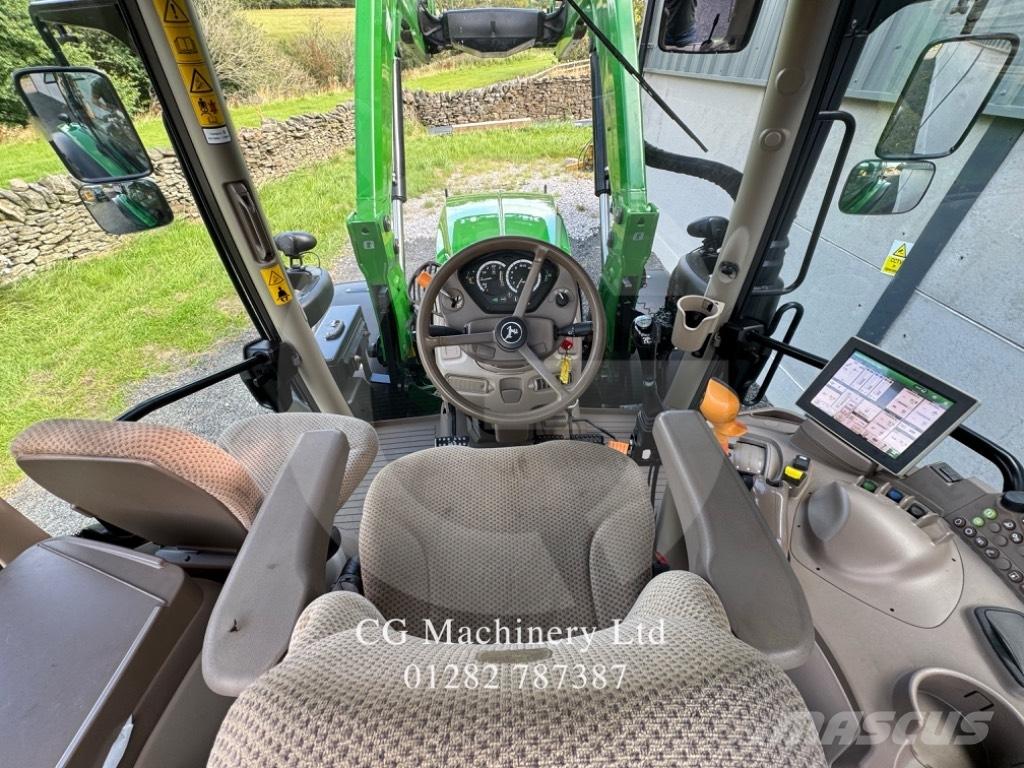 John Deere 6130 R Traktory